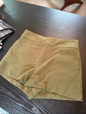 Alice + Olivia Olive Green High-Waist Tailored Shorts